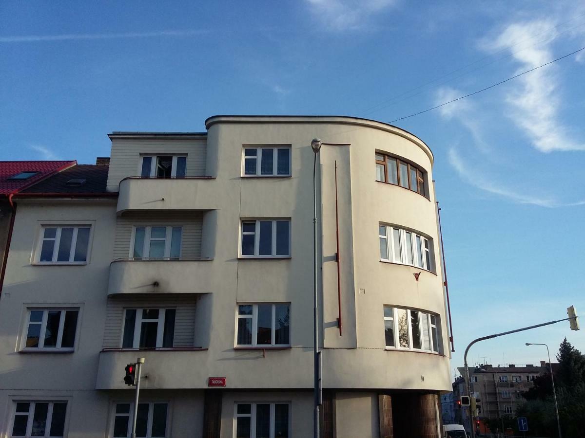 Kousek Do Prirody I Do Centra Apartment Pisek  Bagian luar foto